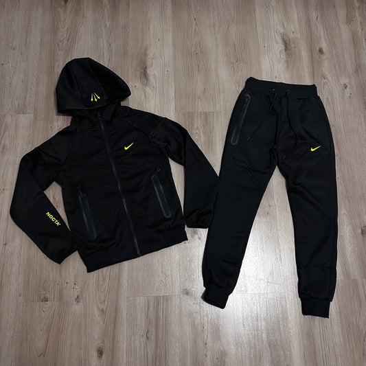 Conjunto NIKE NOCTA