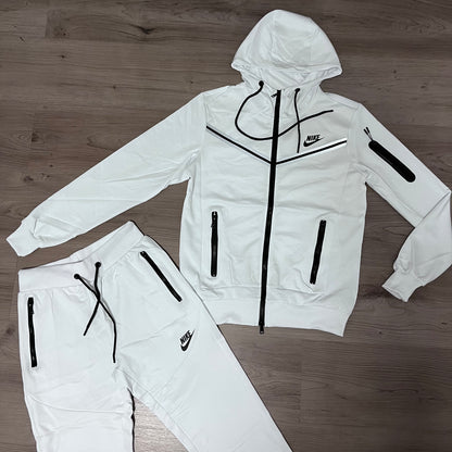 Conjunto TECH WHITE